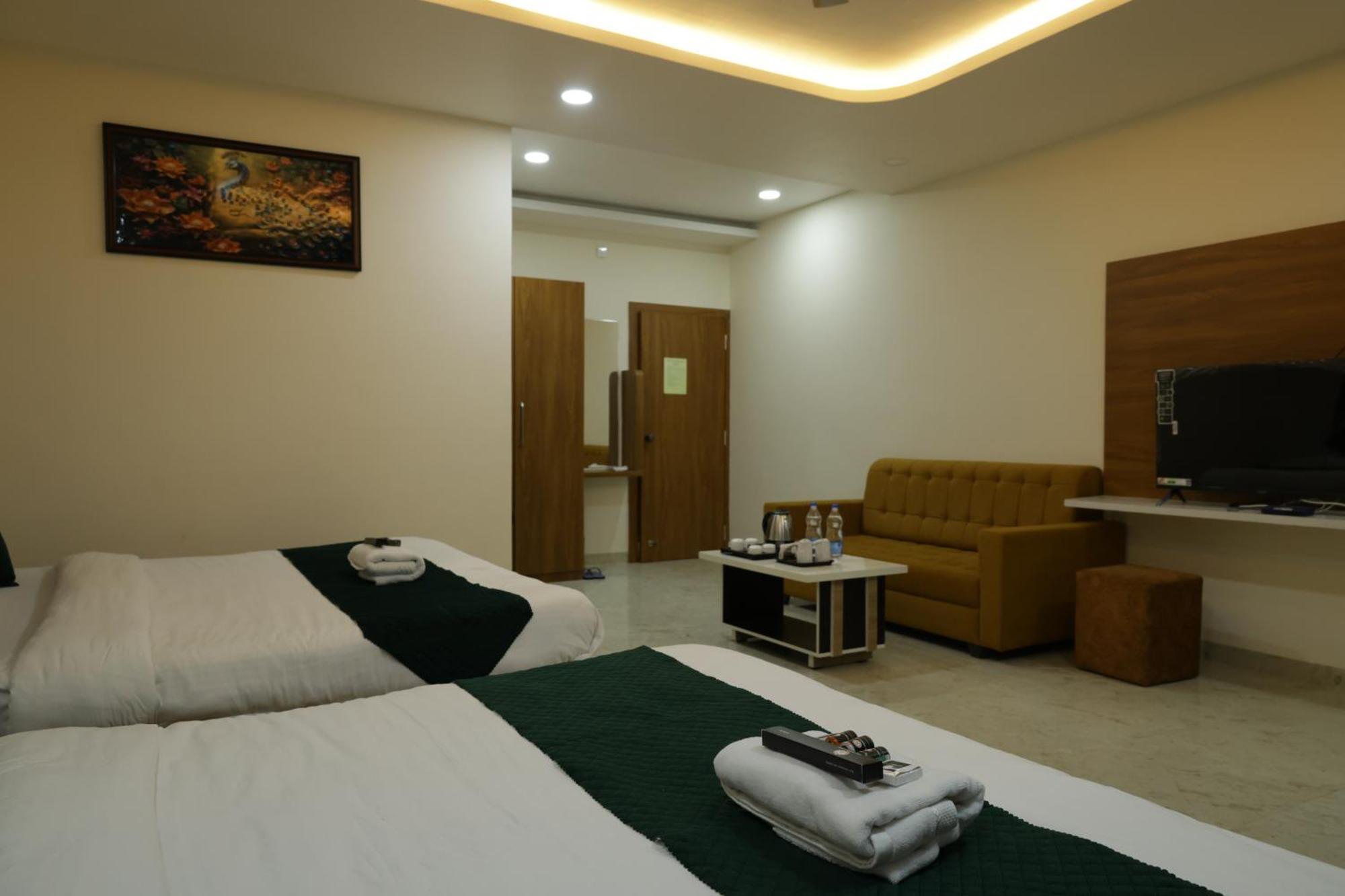 Hotel The Prime Land Hoshangabad Εξωτερικό φωτογραφία