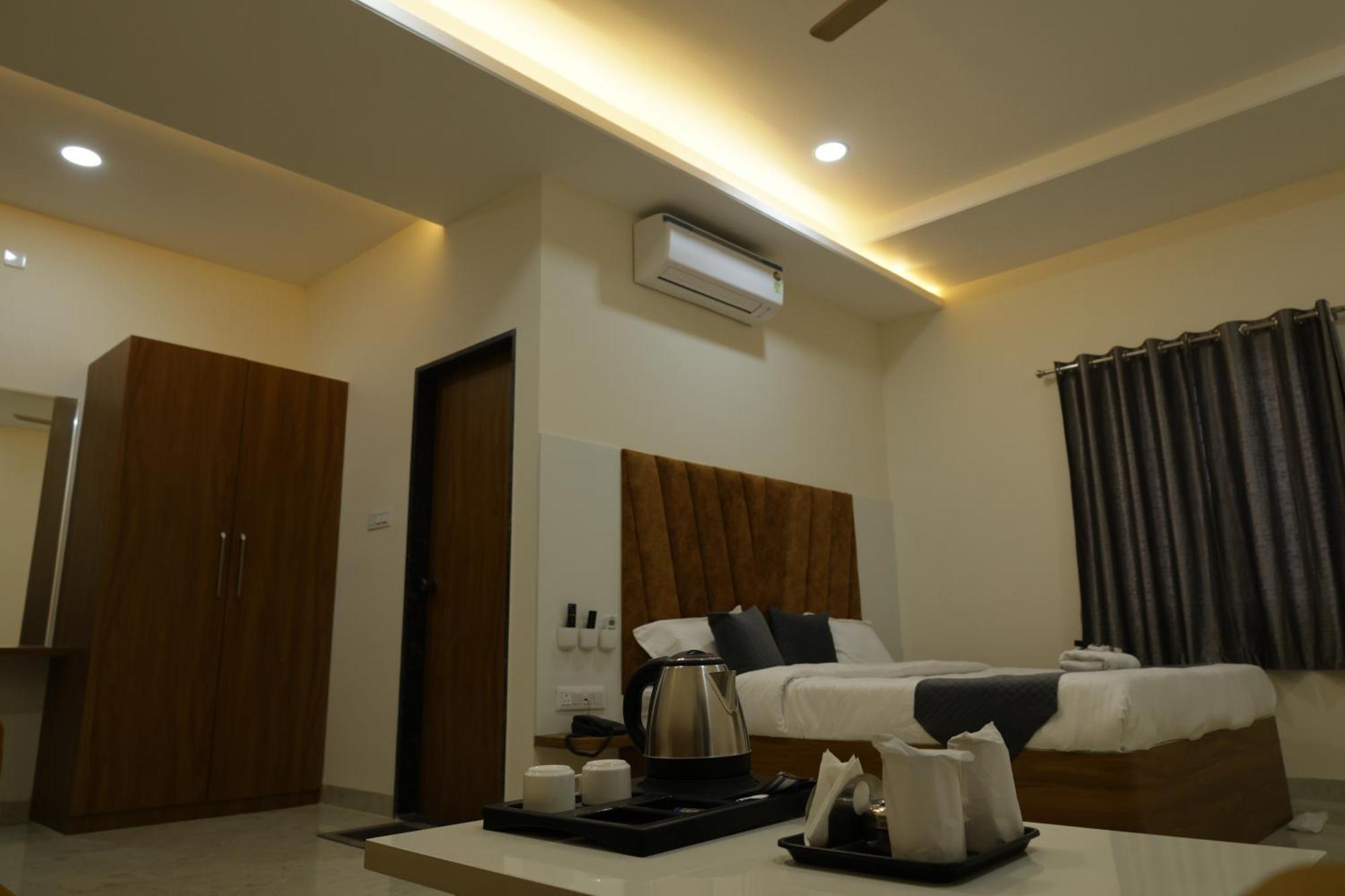 Hotel The Prime Land Hoshangabad Εξωτερικό φωτογραφία